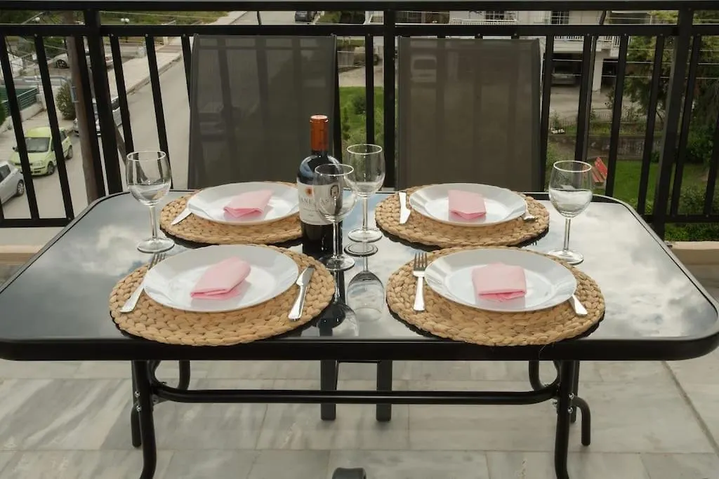 Medea'S Luxury Apartment Peraia