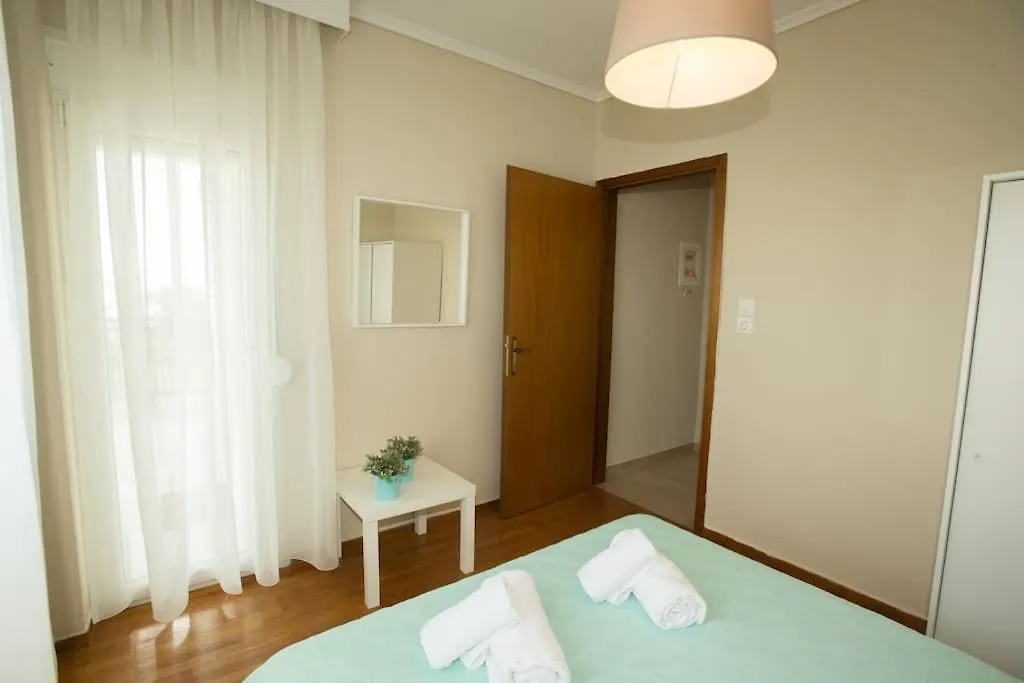 Medea'S Luxury Apartment Peraia